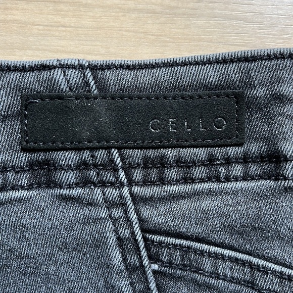 Cello Juniors Sz 3 Black Button Front High Waist Jeans Flare Rough Edge Bottoms - Picture 9 of 16